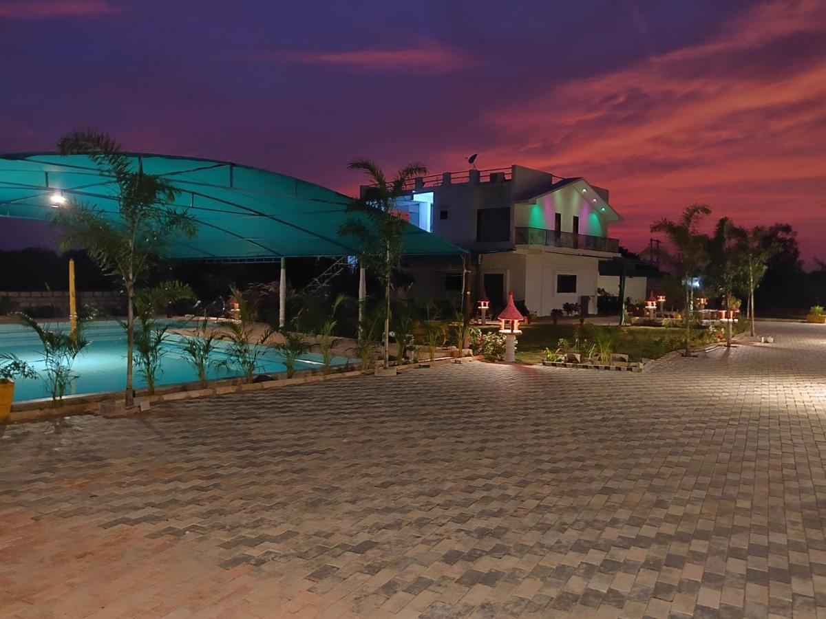 Houbara Resort Sasan Gir Exterior photo