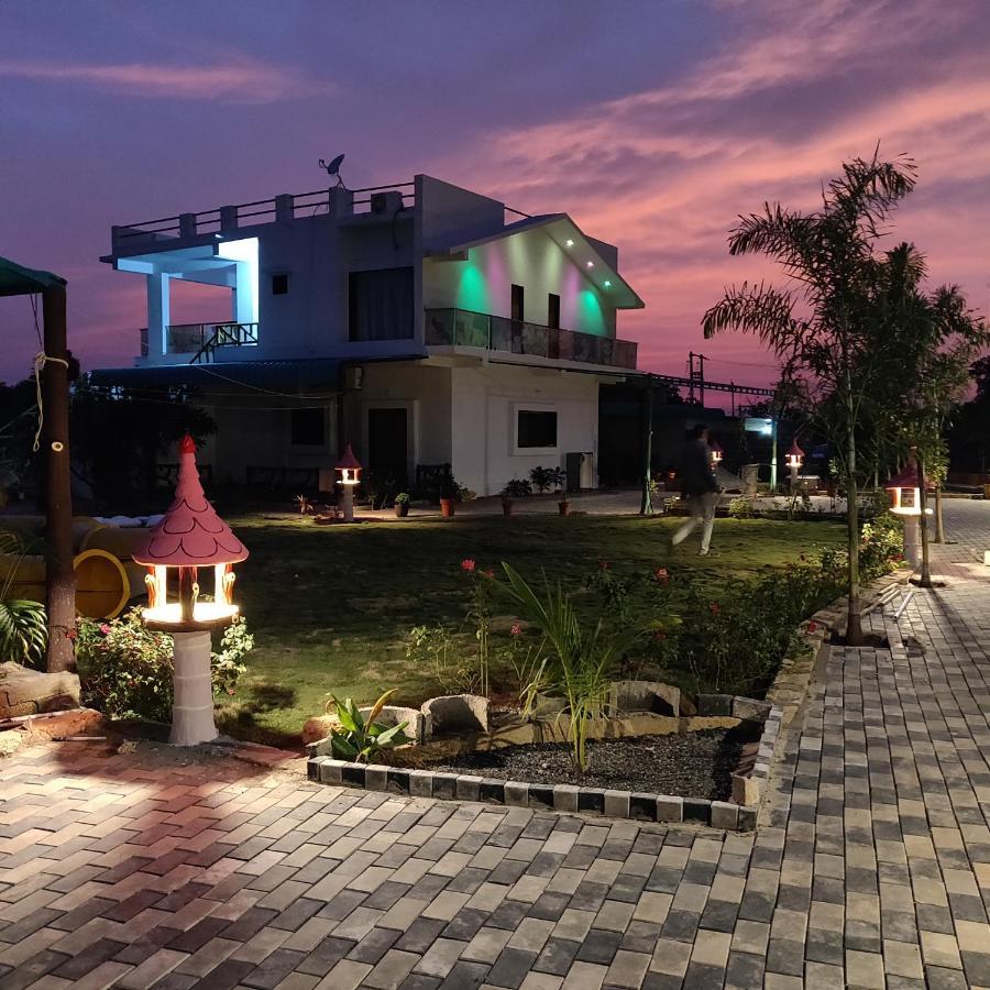 Houbara Resort Sasan Gir Exterior photo